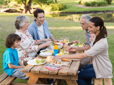 5 ways to reconnect with family this summer_photo1