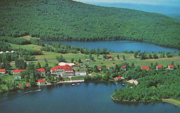 LakeTarletonClubWhiteMountainsofNHWhereAlanandMarilynMet_MeetAlanandMarilynRobbinsALoveStoryBlog